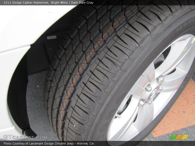 Bright White / Dark Slate Gray 2011 Dodge Caliber Mainstreet