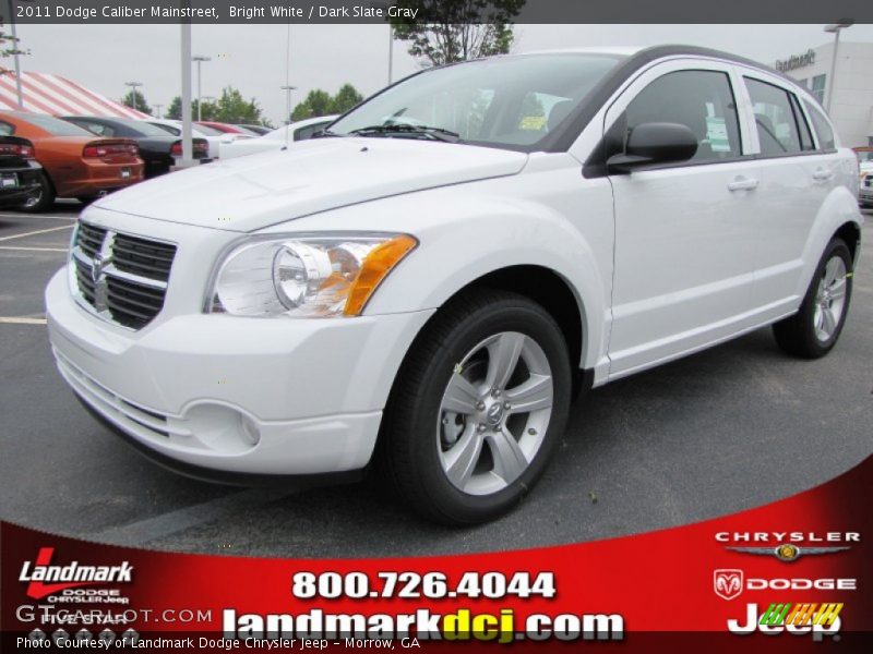Bright White / Dark Slate Gray 2011 Dodge Caliber Mainstreet