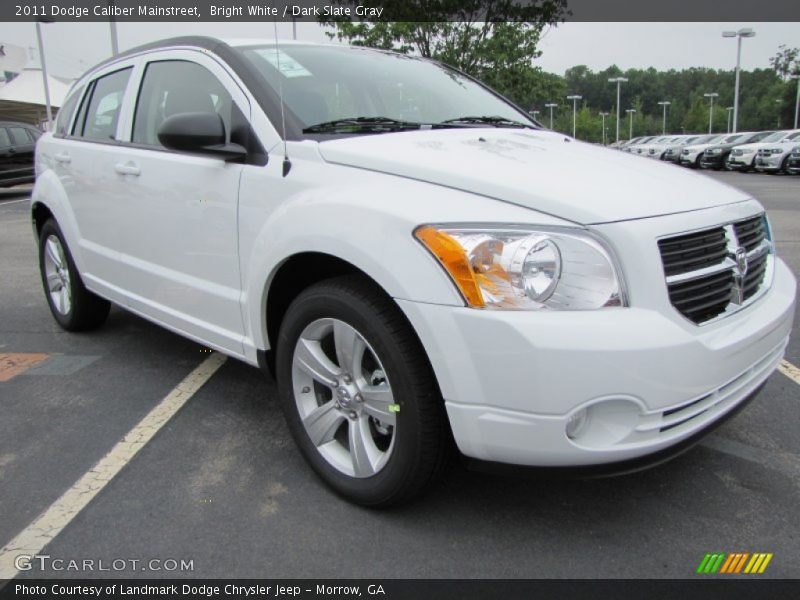 Bright White / Dark Slate Gray 2011 Dodge Caliber Mainstreet