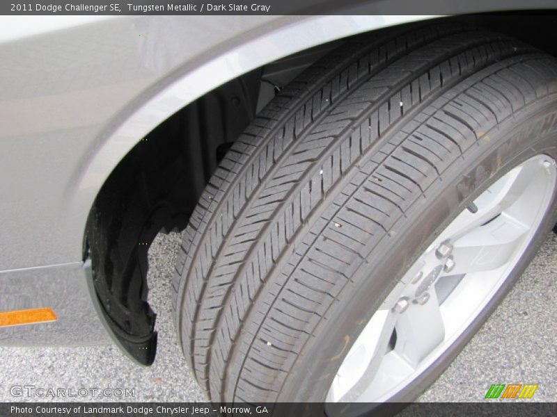 Tungsten Metallic / Dark Slate Gray 2011 Dodge Challenger SE