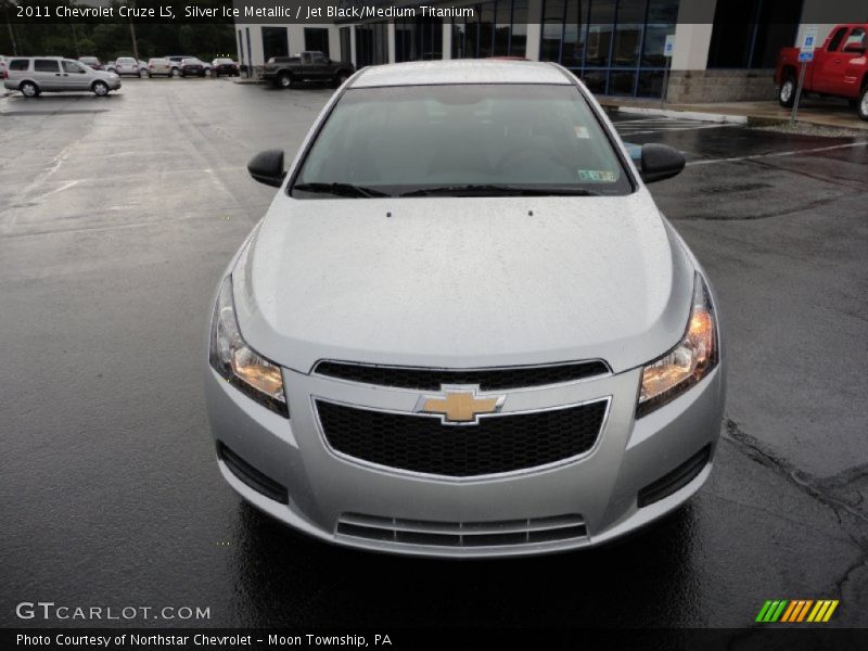Silver Ice Metallic / Jet Black/Medium Titanium 2011 Chevrolet Cruze LS