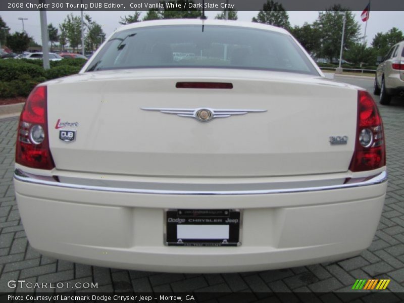 Cool Vanilla White / Dark Slate Gray 2008 Chrysler 300 Touring DUB Edition