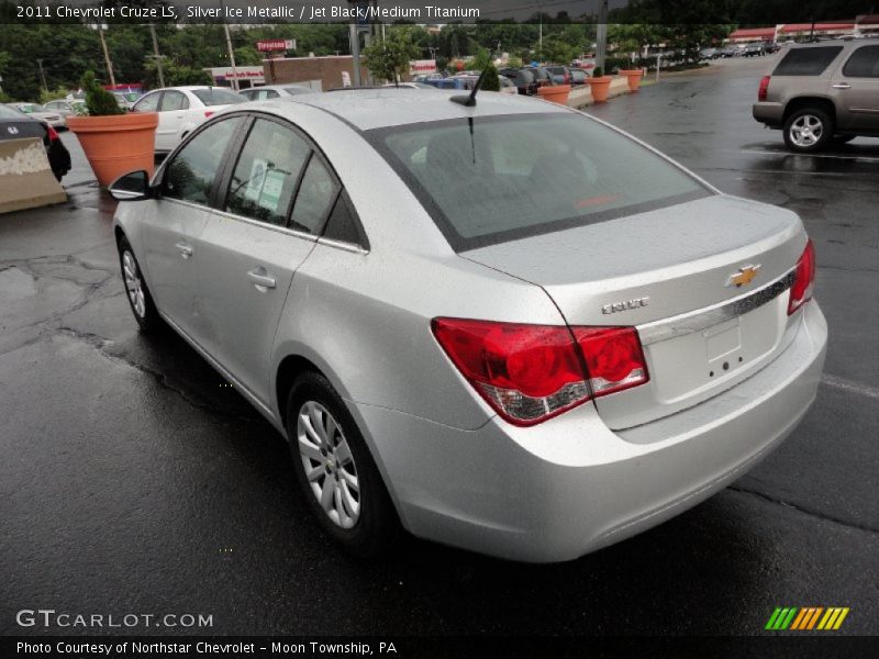 Silver Ice Metallic / Jet Black/Medium Titanium 2011 Chevrolet Cruze LS