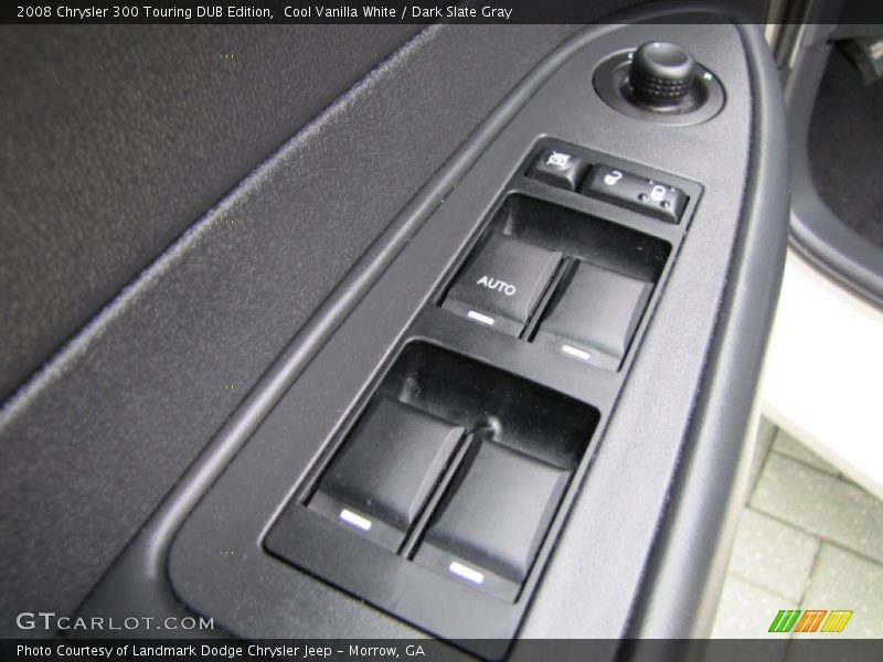 Cool Vanilla White / Dark Slate Gray 2008 Chrysler 300 Touring DUB Edition