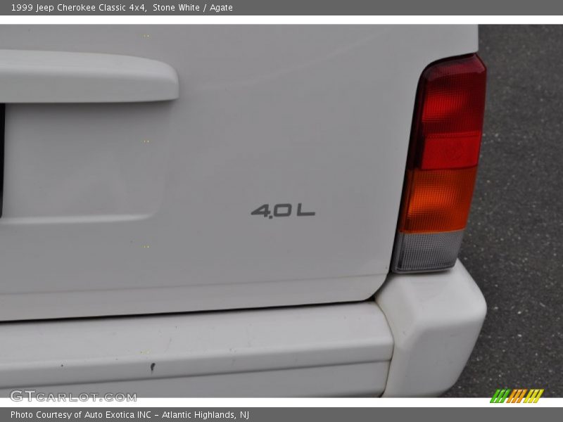 Stone White / Agate 1999 Jeep Cherokee Classic 4x4