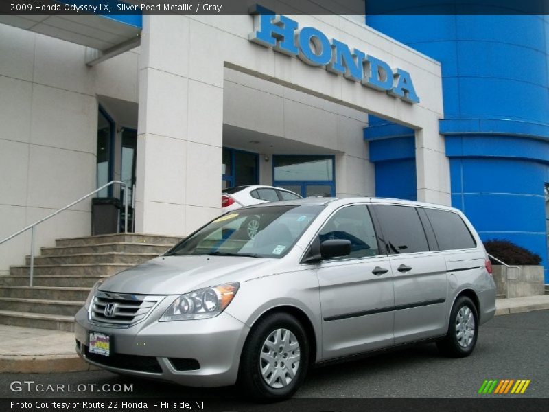 Silver Pearl Metallic / Gray 2009 Honda Odyssey LX
