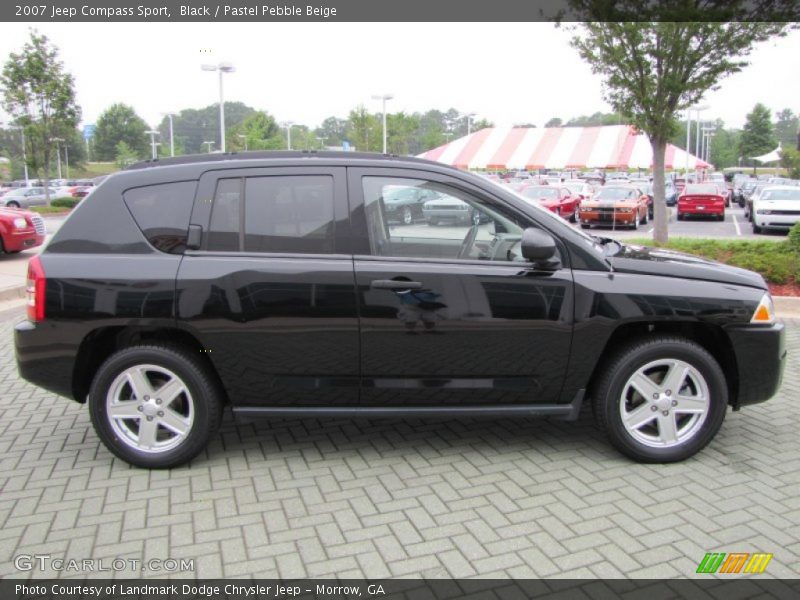 Black / Pastel Pebble Beige 2007 Jeep Compass Sport