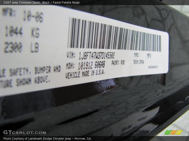 Black / Pastel Pebble Beige 2007 Jeep Compass Sport