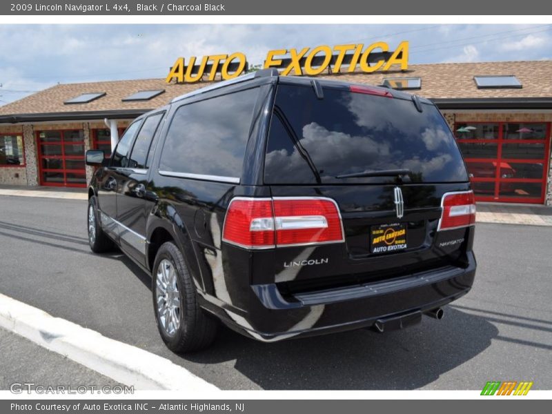 Black / Charcoal Black 2009 Lincoln Navigator L 4x4