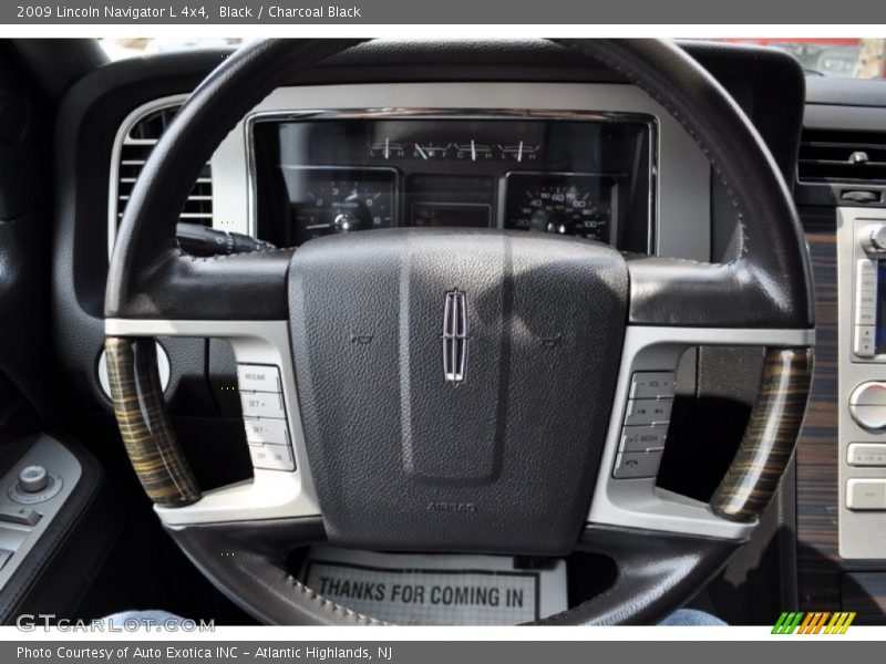  2009 Navigator L 4x4 Steering Wheel