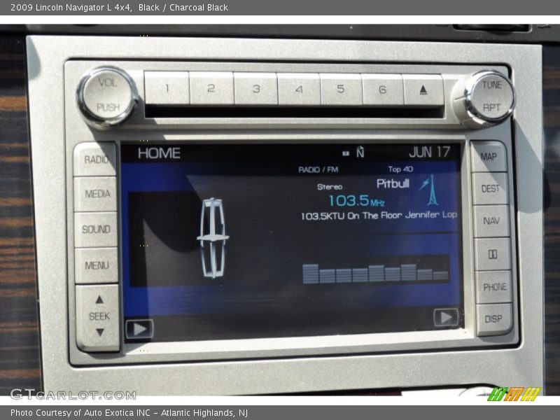 Controls of 2009 Navigator L 4x4