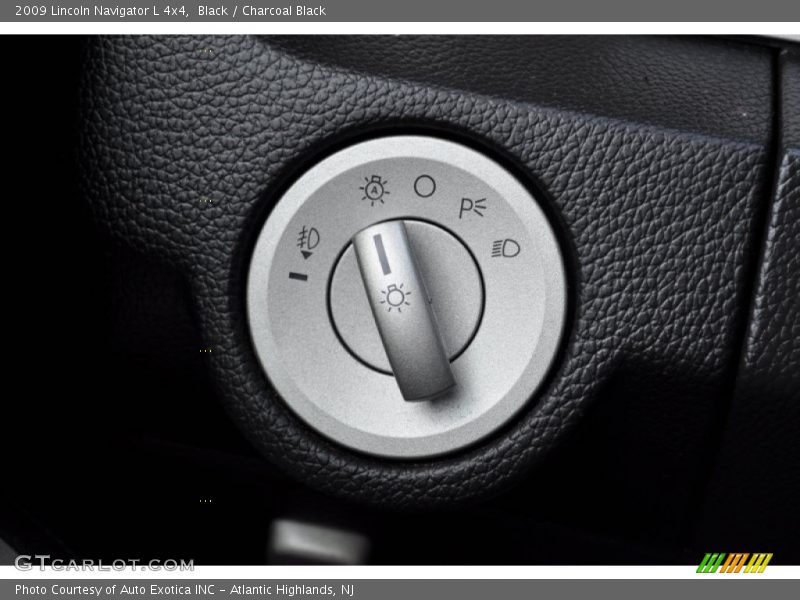 Controls of 2009 Navigator L 4x4