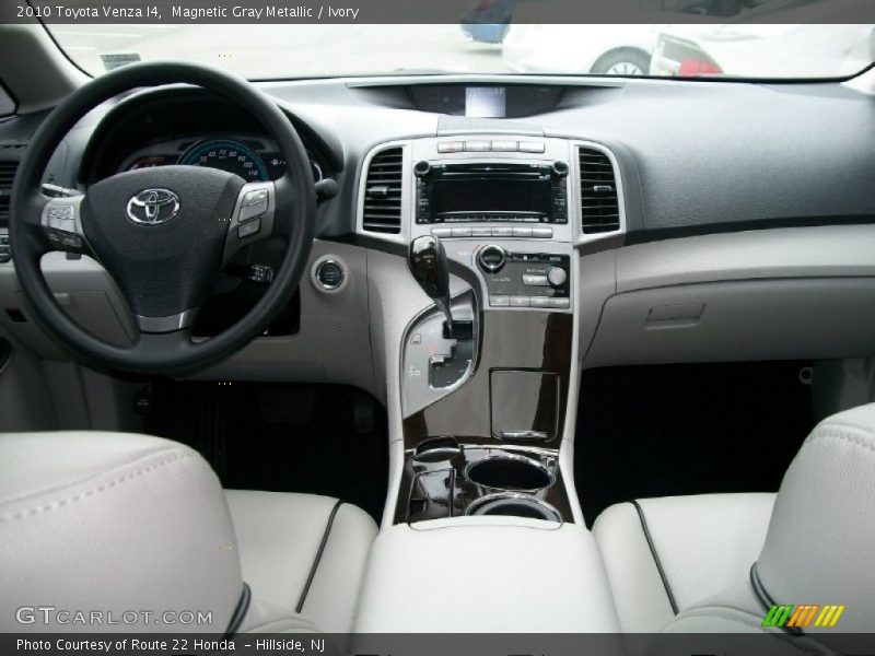 Magnetic Gray Metallic / Ivory 2010 Toyota Venza I4