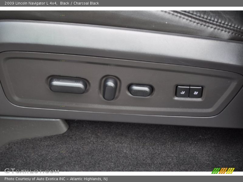 Controls of 2009 Navigator L 4x4