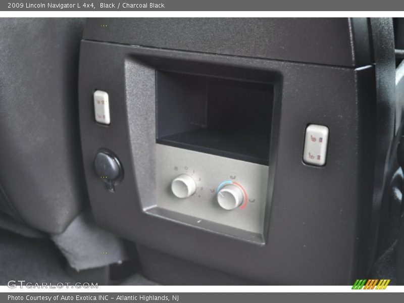 Controls of 2009 Navigator L 4x4