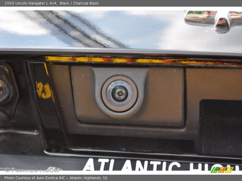 Black / Charcoal Black 2009 Lincoln Navigator L 4x4