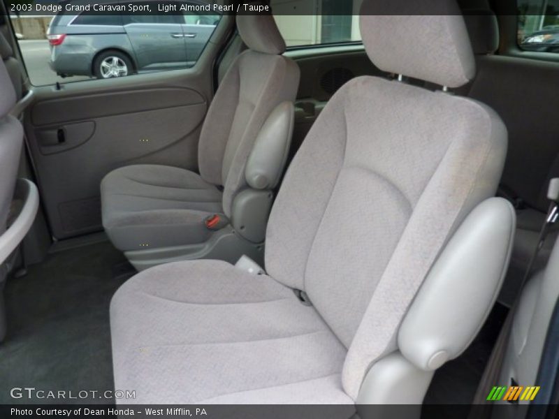  2003 Grand Caravan Sport Taupe Interior