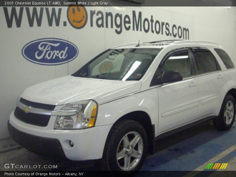 Summit White / Light Gray 2005 Chevrolet Equinox LT AWD