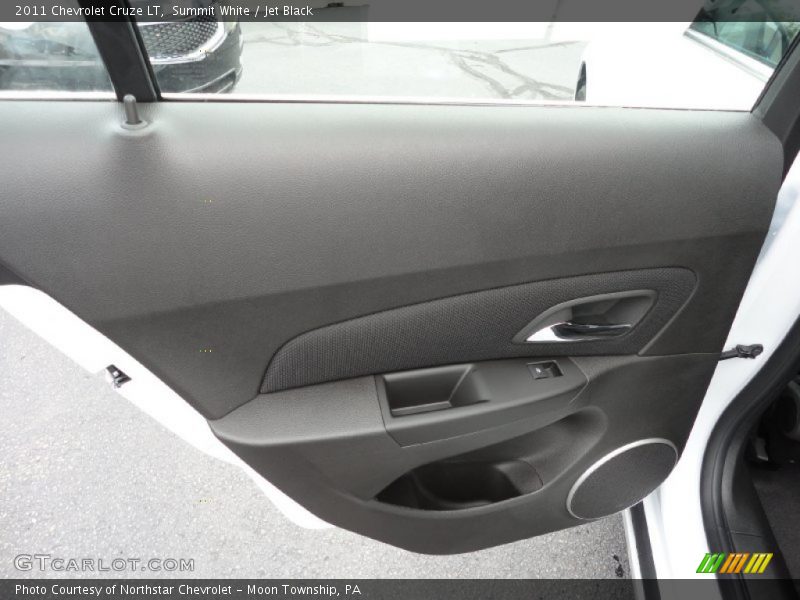 Summit White / Jet Black 2011 Chevrolet Cruze LT