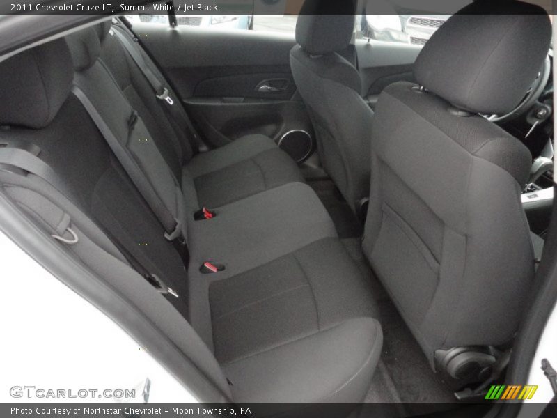 Summit White / Jet Black 2011 Chevrolet Cruze LT