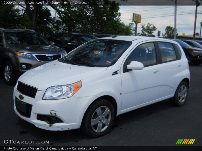 Summit White / Charcoal 2009 Chevrolet Aveo Aveo5 LS