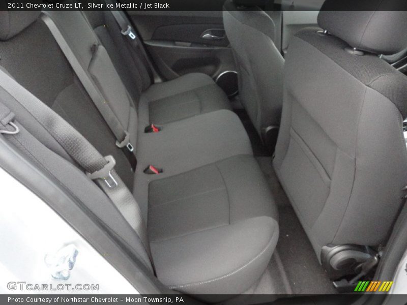 Silver Ice Metallic / Jet Black 2011 Chevrolet Cruze LT