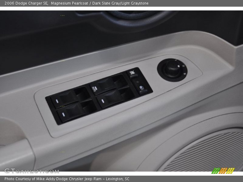Magnesium Pearlcoat / Dark Slate Gray/Light Graystone 2006 Dodge Charger SE