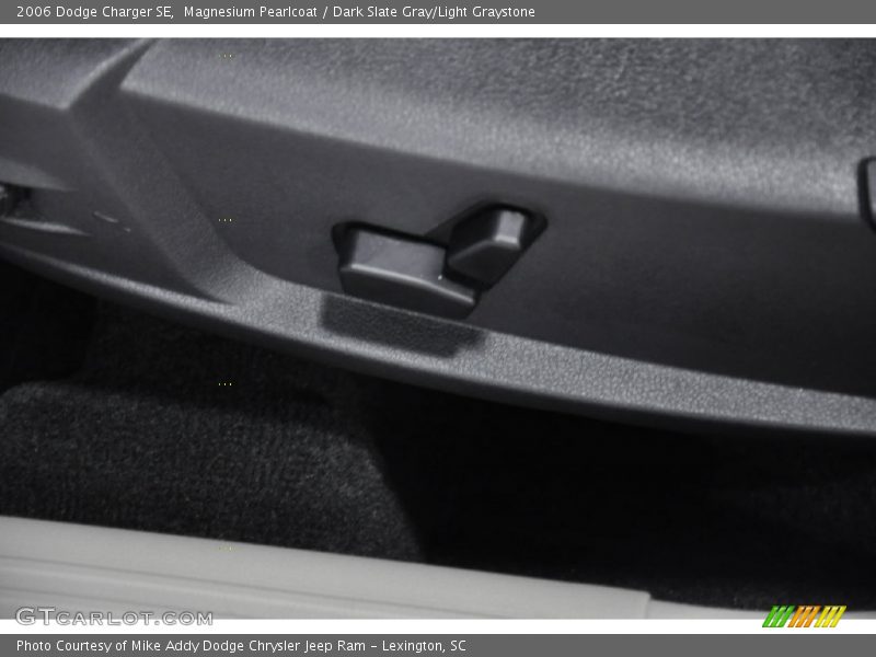 Magnesium Pearlcoat / Dark Slate Gray/Light Graystone 2006 Dodge Charger SE