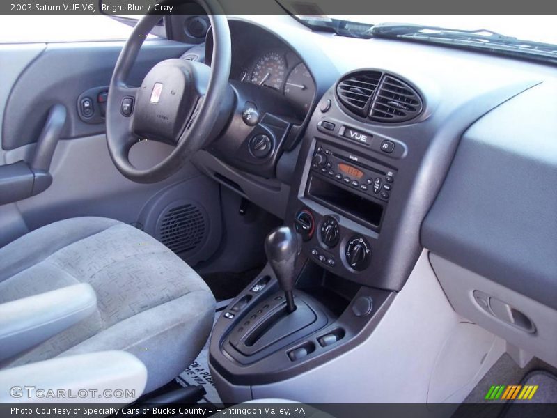 Bright Blue / Gray 2003 Saturn VUE V6