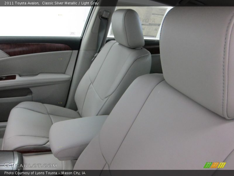 Classic Silver Metallic / Light Gray 2011 Toyota Avalon