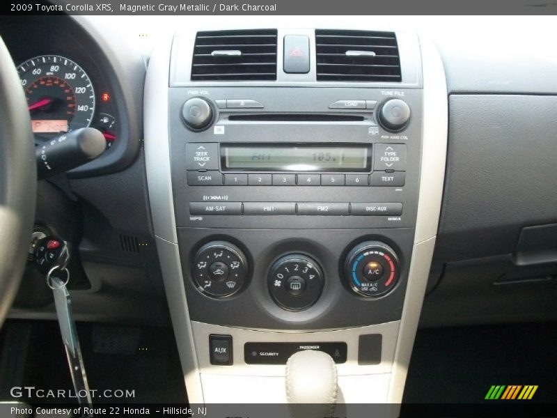 Controls of 2009 Corolla XRS