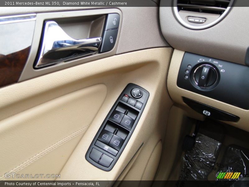Diamond White Metallic / Cashmere 2011 Mercedes-Benz ML 350