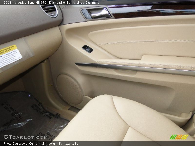 Diamond White Metallic / Cashmere 2011 Mercedes-Benz ML 350