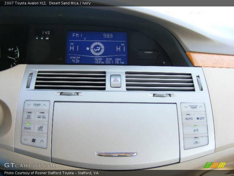Desert Sand Mica / Ivory 2007 Toyota Avalon XLS