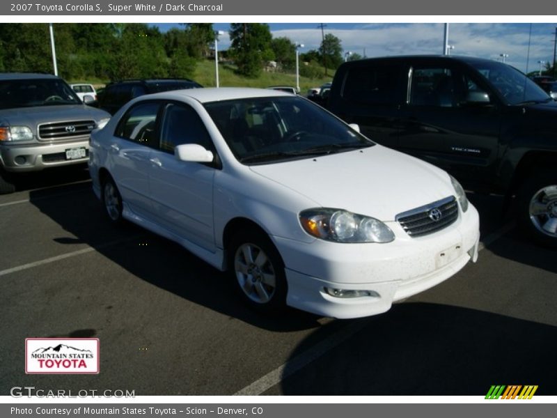 Super White / Dark Charcoal 2007 Toyota Corolla S