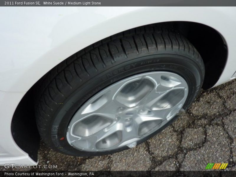 White Suede / Medium Light Stone 2011 Ford Fusion SE