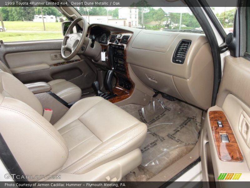 Dashboard of 1999 4Runner Limited 4x4