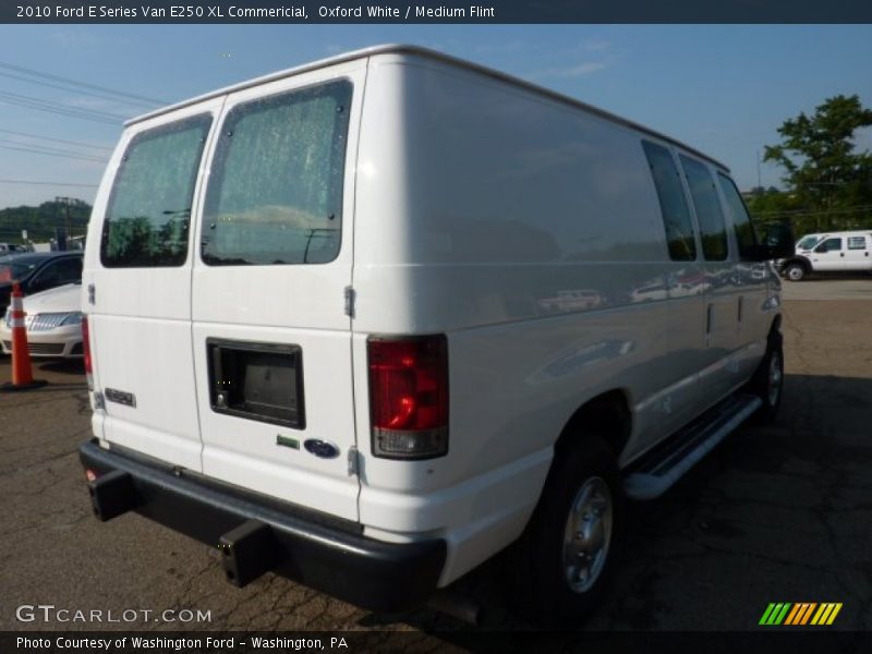 Oxford White / Medium Flint 2010 Ford E Series Van E250 XL Commericial