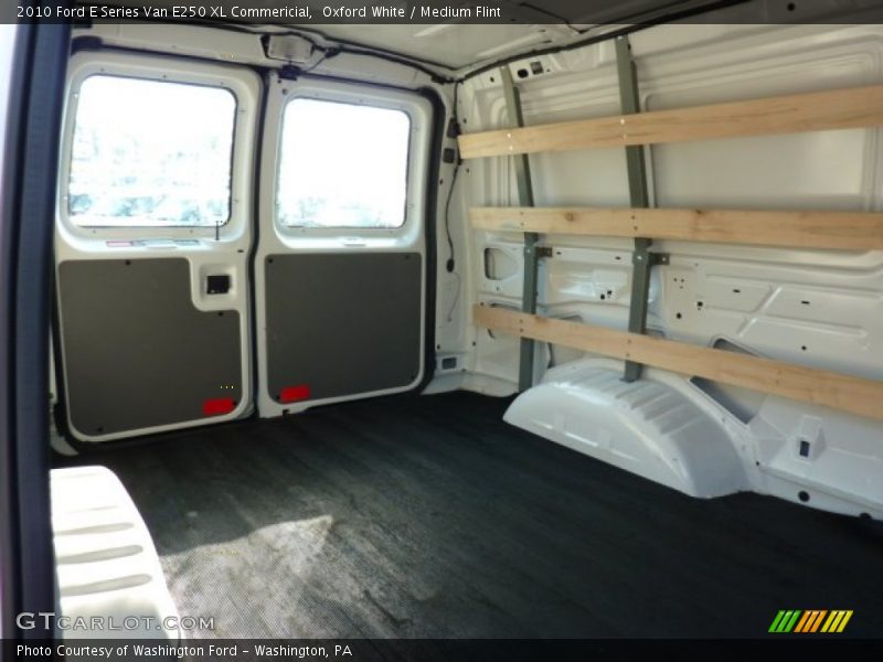 Oxford White / Medium Flint 2010 Ford E Series Van E250 XL Commericial