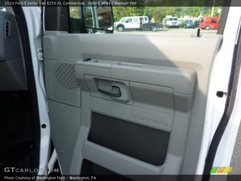 Oxford White / Medium Flint 2010 Ford E Series Van E250 XL Commericial