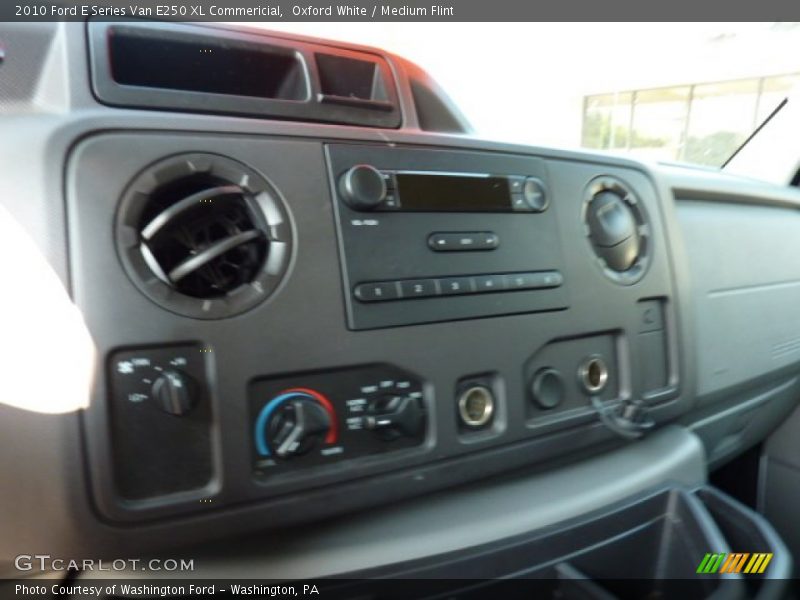 Oxford White / Medium Flint 2010 Ford E Series Van E250 XL Commericial