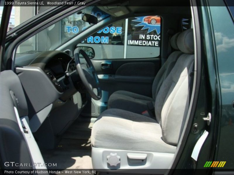 Woodland Pearl / Gray 1999 Toyota Sienna LE