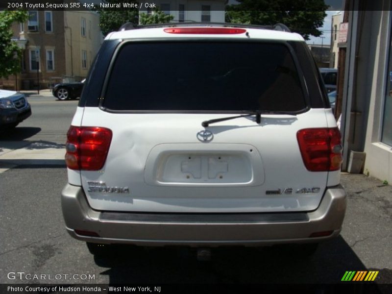 Natural White / Oak 2004 Toyota Sequoia SR5 4x4