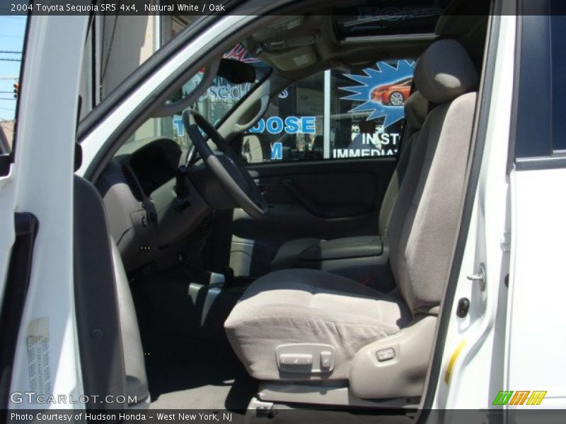 Natural White / Oak 2004 Toyota Sequoia SR5 4x4