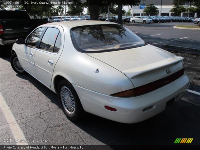 Ivory Quartz Metallic / Beige 1997 Infiniti J 30