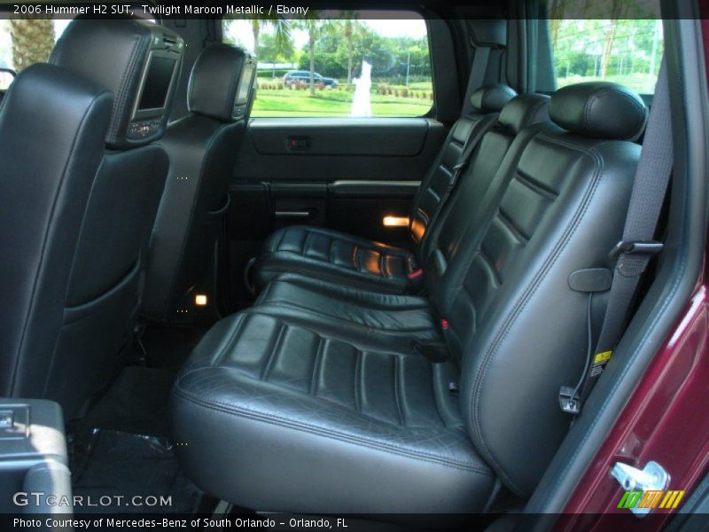  2006 H2 SUT Ebony Interior