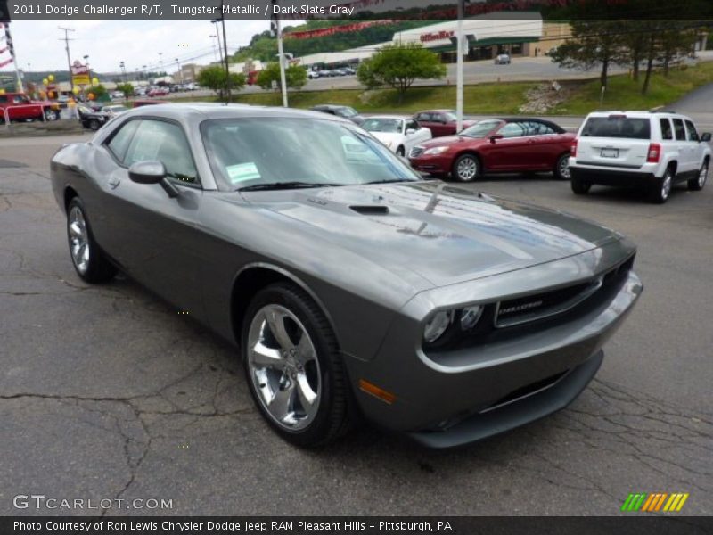 Front 3/4 View of 2011 Challenger R/T