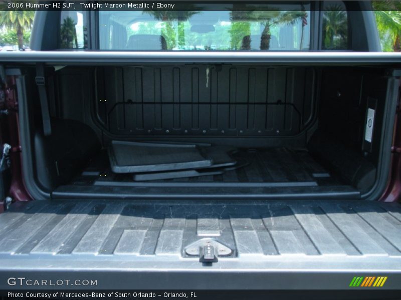  2006 H2 SUT Trunk