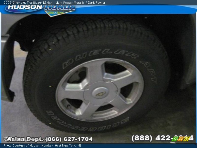 Light Pewter Metallic / Dark Pewter 2002 Chevrolet TrailBlazer LS 4x4