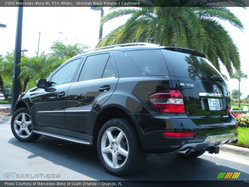 Obsidian Black Metallic / Cashmere 2009 Mercedes-Benz ML 550 4Matic